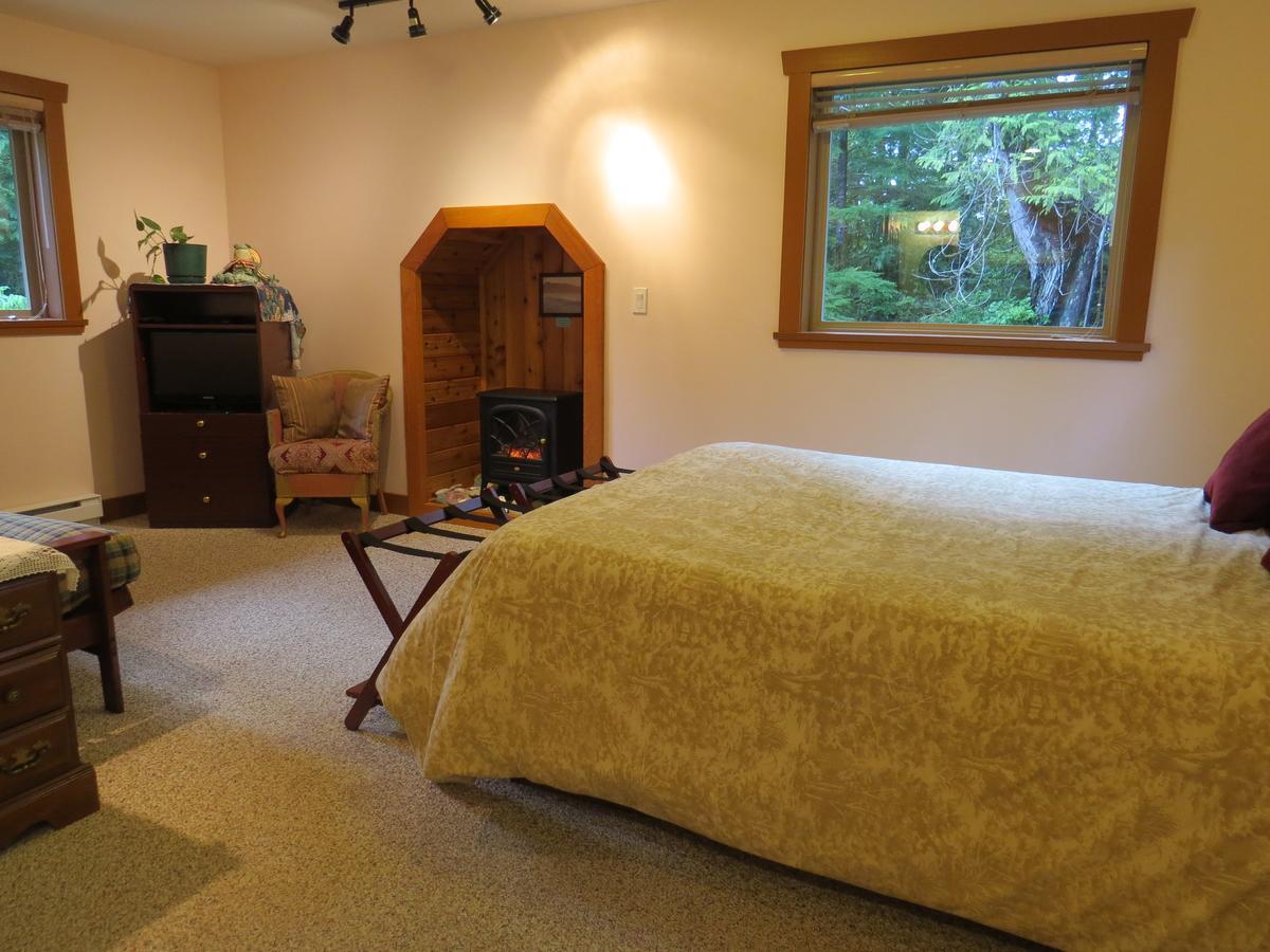 Summerhill Guest House Tofino Exteriér fotografie